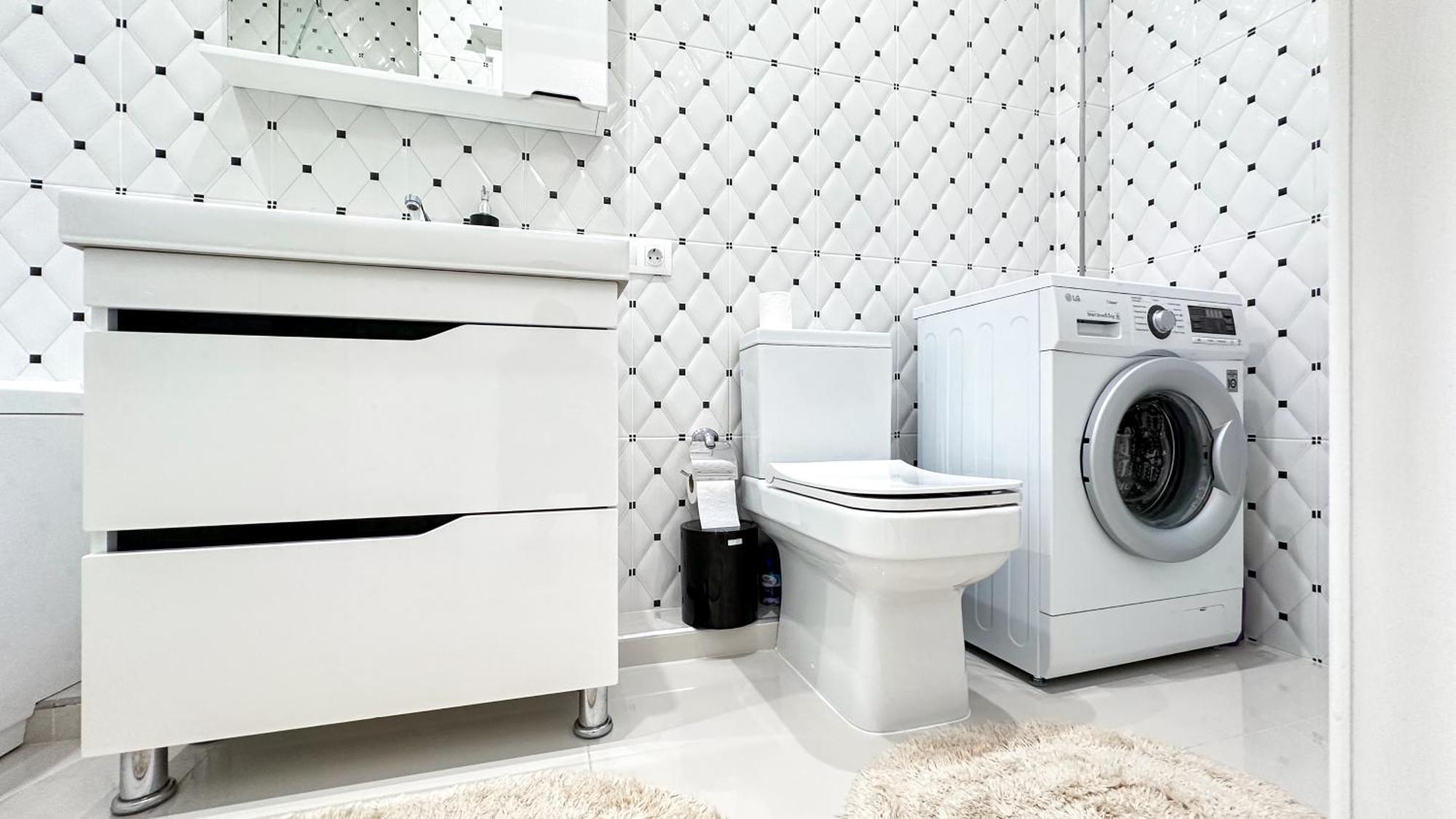 Business Class Apartments In The City Center Кишинев Екстериор снимка