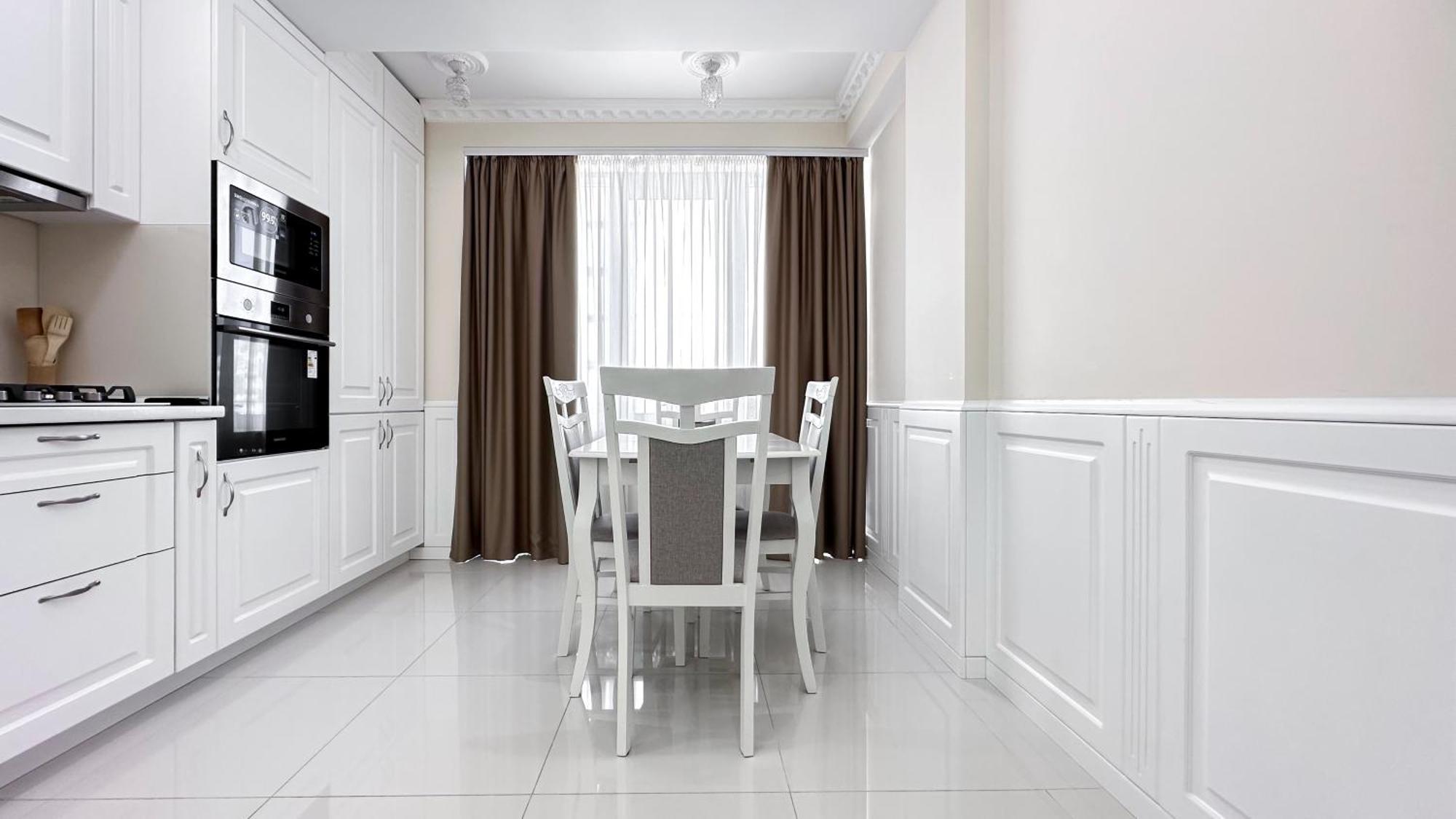 Business Class Apartments In The City Center Кишинев Екстериор снимка