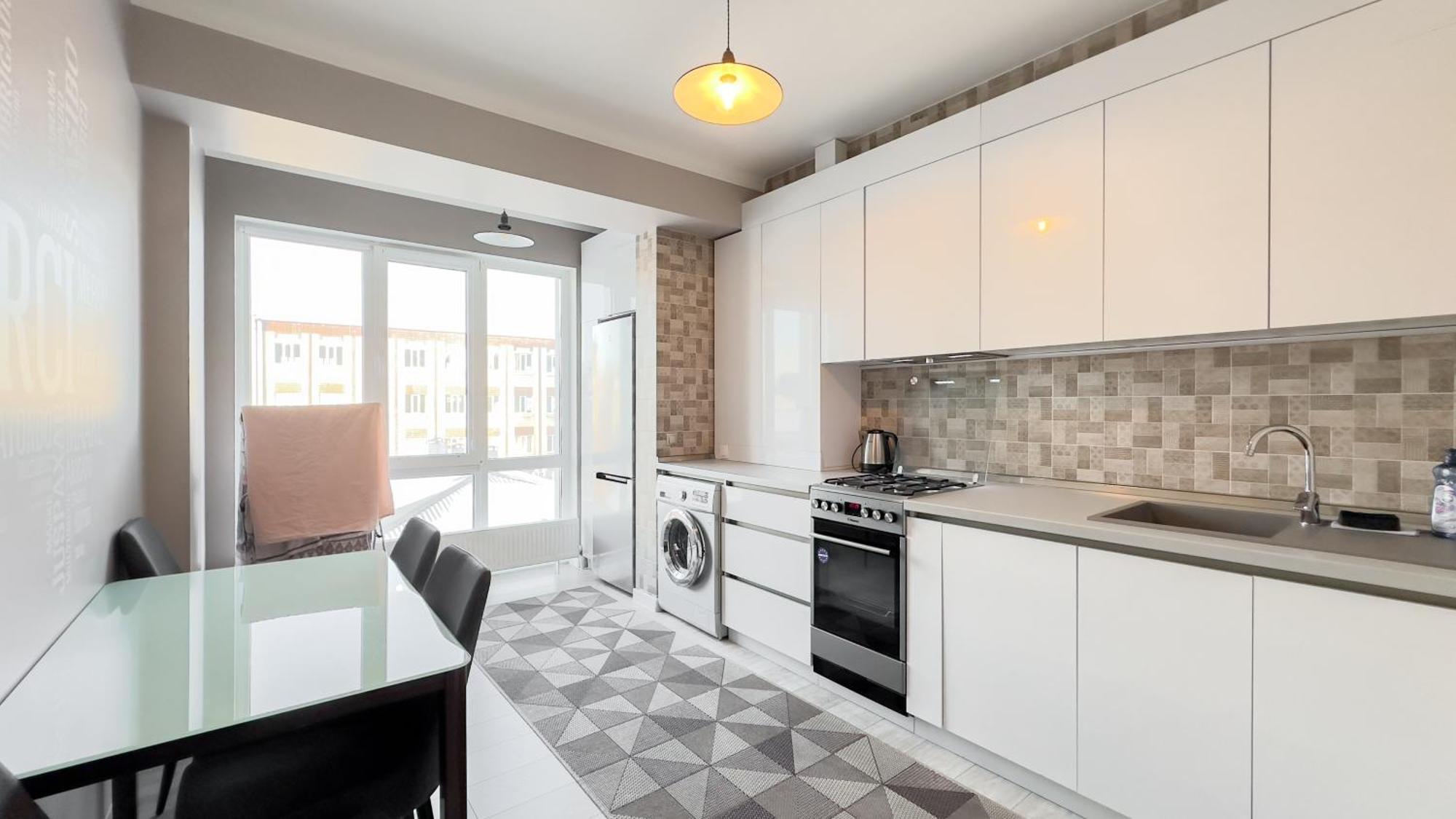 Business Class Apartments In The City Center Кишинев Екстериор снимка
